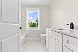 891 N Eastern Ave, Fall River, MA 02720 - Photo 8