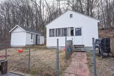 118 Pleasant Street, Fitchburg, MA 01420 - Photo 20
