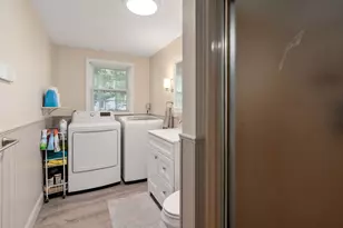 100 Chestnut, West Springfield, MA 01089 - Photo 16