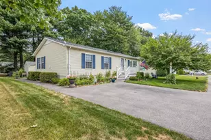 21 Trailwood Dr, Bridgewater, MA 02324 - Photo 1