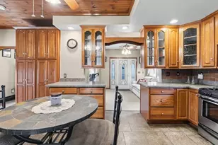 52 Florence St, New Bedford, MA 02740 - Photo 10