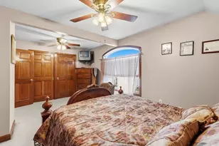 52 Florence St, New Bedford, MA 02740 - Photo 18