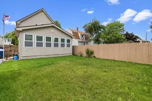 52 Florence St, New Bedford, MA 02740 - Photo 24