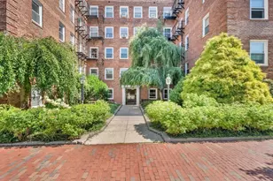 395 Broadway, Cambridge, MA 02139 - Photo 2