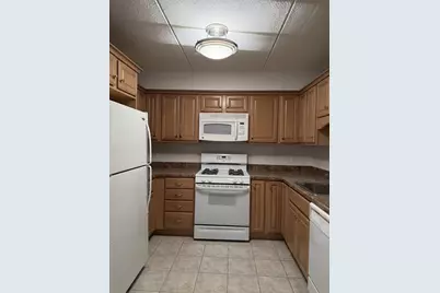 1550 Worcester Rd #304, Framingham, MA 01702 - Photo 4