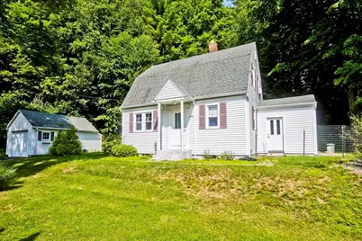 392 N Loomis St, Southwick, MA 01077 - Photo 2