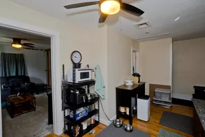 392 N Loomis St, Southwick, MA 01077 - Photo 6