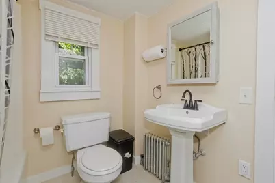 392 N Loomis St, Southwick, MA 01077 - Photo 10