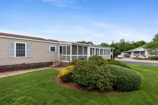 7 Robert Rd, Plainville, MA 02762 - Photo 36