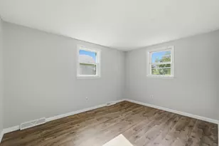 22 Hayward Ave, Brockton, MA 02301 - Photo 4