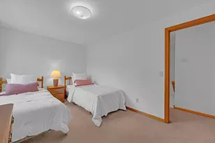 320 Marshall St, Paxton, MA 01612 - Photo 16