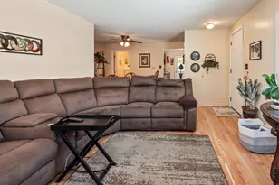 242 Pleasant St, Leominster, MA 01453 - Photo 20