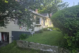 242 Pleasant St, Leominster, MA 01453 - Photo 2