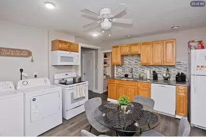47 Taylor St, Holyoke, MA 01040 - Photo 20