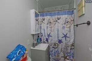 47 Taylor St, Holyoke, MA 01040 - Photo 32