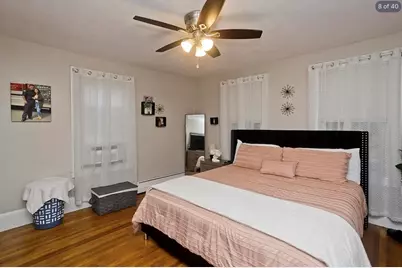 47 Taylor St, Holyoke, MA 01040 - Photo 8