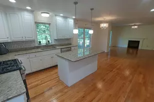 339 Poplar St, Boston, MA 02131 - Photo 4