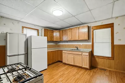5-7 Oak St, Clinton, MA 01510 - Photo 22