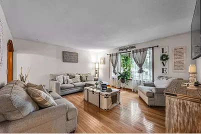243 Ambrose St, Springfield, MA 01109 - Photo 6