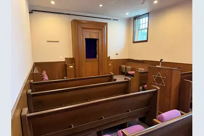385 High St, Fall River, MA 02720 - Photo 2