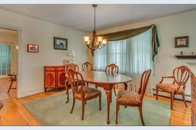 17 Ashland St #1, Medford, MA 02155 - Photo 2