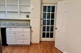 17 Ashland St, Medford, MA 02155 - Photo 12