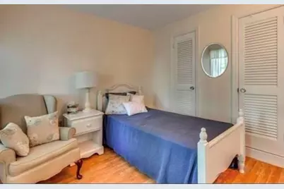 17 Ashland St #1, Medford, MA 02155 - Photo 6