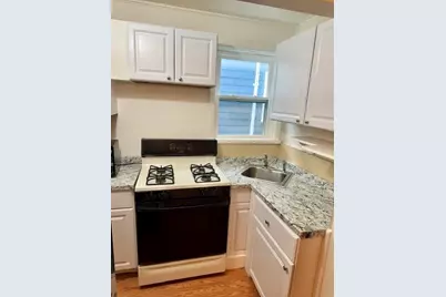 17 Ashland St #1, Medford, MA 02155 - Photo 10