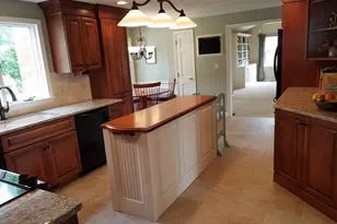 21 Julia Connors Dr, Burlington, MA 01803 - Photo 4