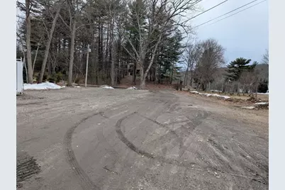 9 Wellington Rd, Oxford, MA 01540 - Photo 4