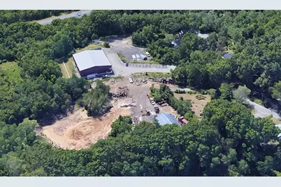 9 Wellington Rd, Oxford, MA 01540 - Photo 1
