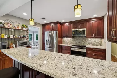 345 Raleigh Tavern Ln, North Andover, MA 01845 - Photo 8