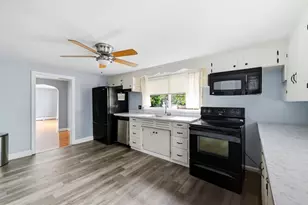 377 Wilbraham St, Palmer, MA 01069 - Photo 18