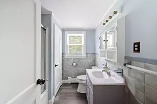 377 Wilbraham St, Palmer, MA 01069 - Photo 10