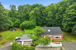 377 Wilbraham St, Palmer, MA 01069 - Photo 38
