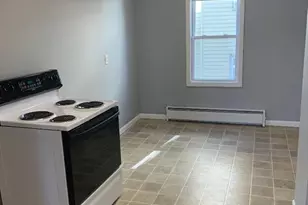 34 Shamrock St, Worcester, MA 01605 - Photo 4