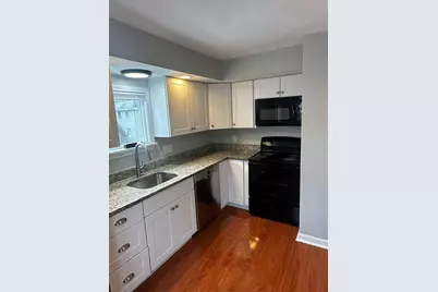 83 Taylor #2, Waltham, MA 02453 - Photo 4
