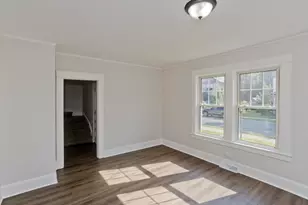 94 Columbus Ave, Greenfield, MA 01301 - Photo 4