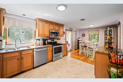 5 Auburndale Hts, Bridgewater, MA 02324 - Photo 6