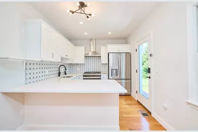 15 Clark St, Winchester, MA 01890 - Photo 8