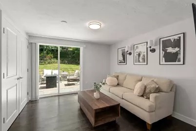 9 Beach Rd, Pembroke, MA 02359 - Photo 10