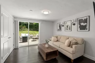 9 Beach Rd, Pembroke, MA 02359 - Photo 10