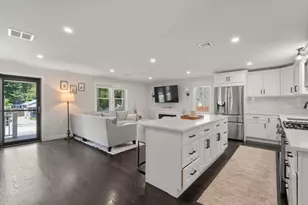 9 Beach Rd, Pembroke, MA 02359 - Photo 8