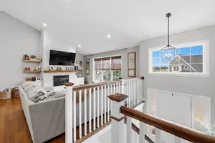 10 Carousel Ter, Dartmouth, MA 02747 - Photo 6