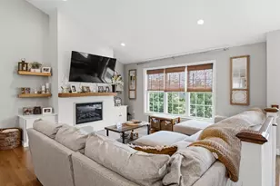 10 Carousel Ter, Dartmouth, MA 02747 - Photo 4