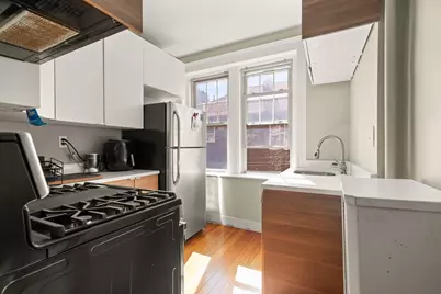 90 Bynner St #4, Boston, MA 02130 - Photo 6