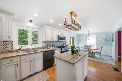 4 Brookview Circle, Tyngsborough, MA 01879 - Photo 6