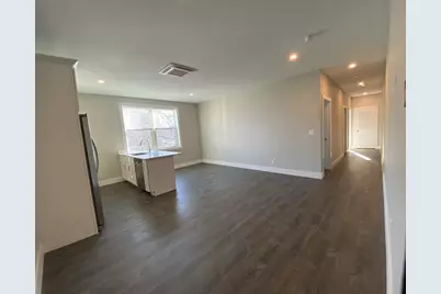 24 Norwood St #3, Boston, MA 02122 - Photo 4