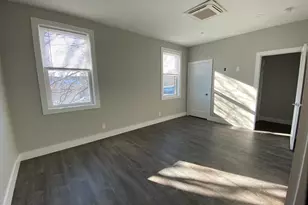 24 Norwood St, Boston, MA 02122 - Photo 10