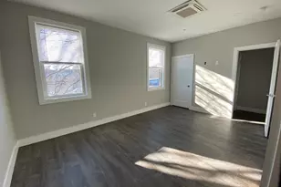 24 Norwood St, Boston, MA 02122 - Photo 10